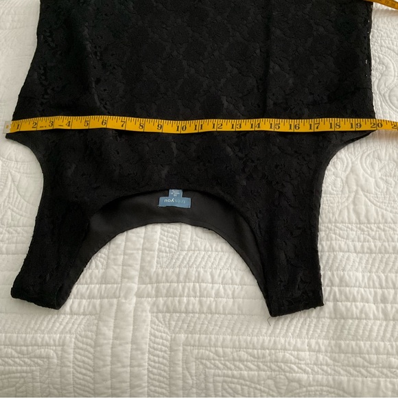 TRE’S YOU, BLACK LACE SLEEVELESS BLOUSE, SIZE: 16 - Picture 5 of 8